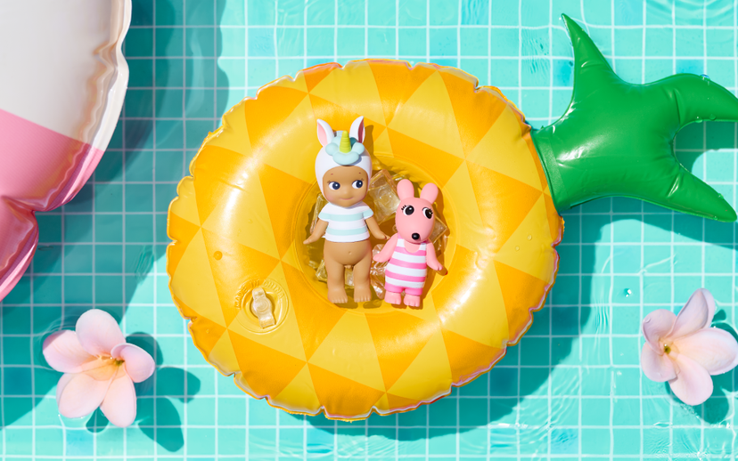 Summer Vacation: Sun-Kissed Style - SOLD OUT X4